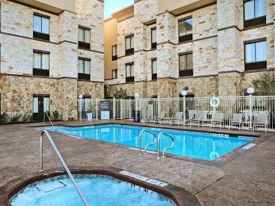 Hotel Hampton & - Mansfield